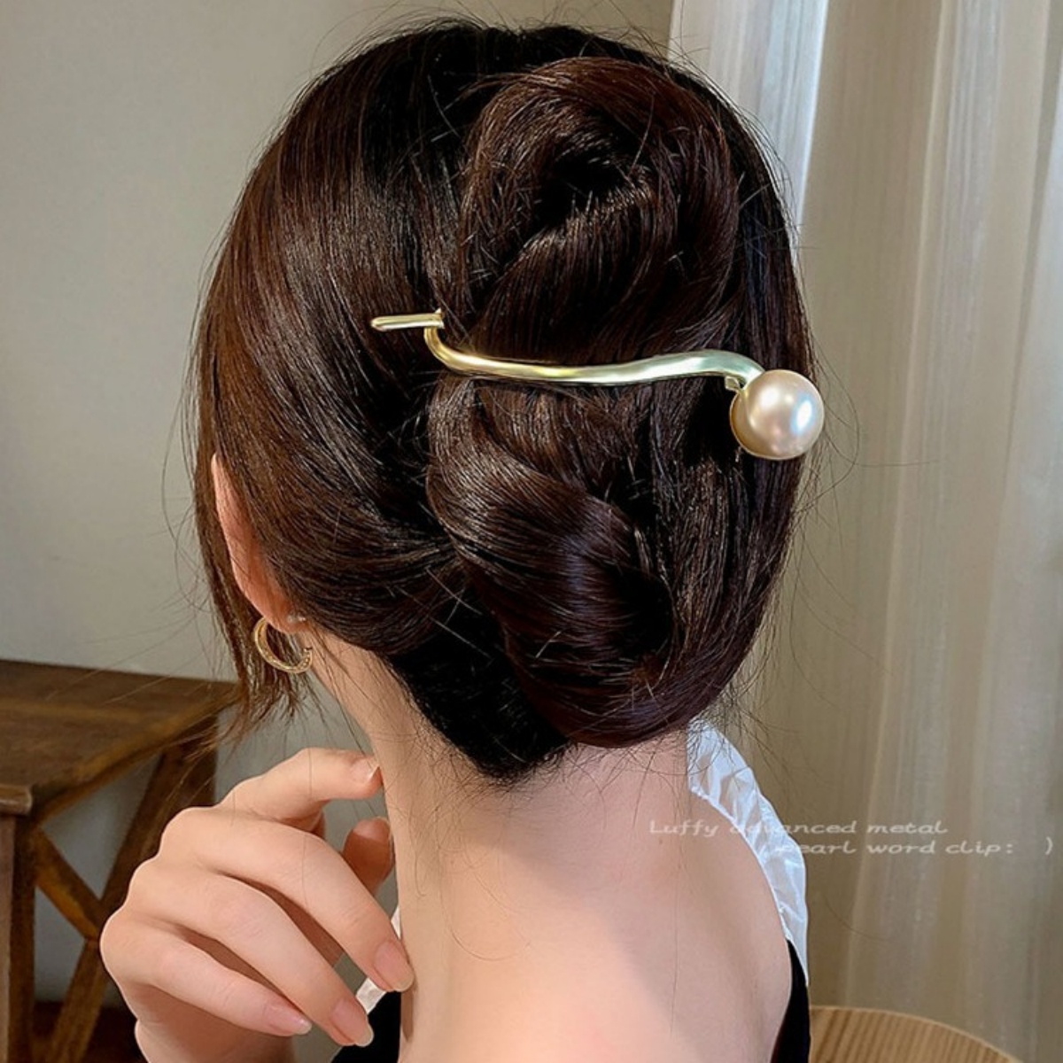 Elegant Glitter Pearl Hair Cli - огляд і ціна Korean Daily Lifestyle