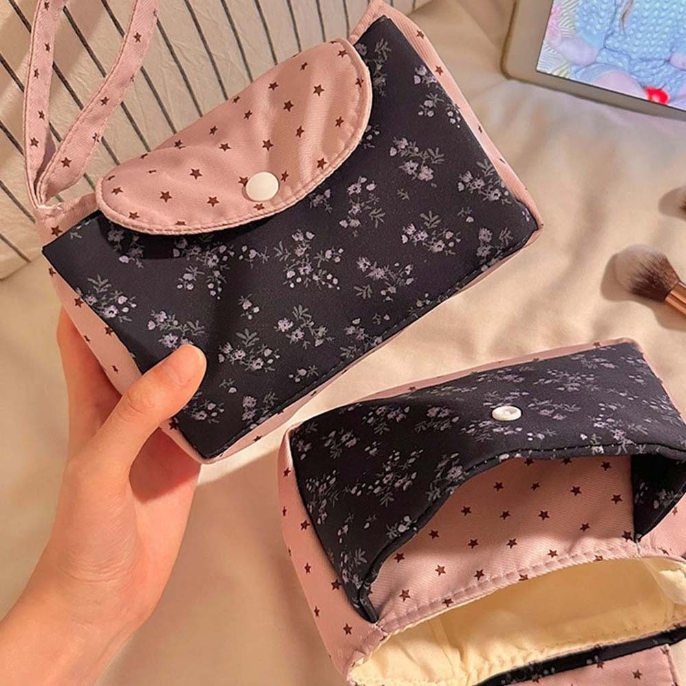 Purple Print Floral Makeup Bag - огляд і ціна The Korean Lifestyle